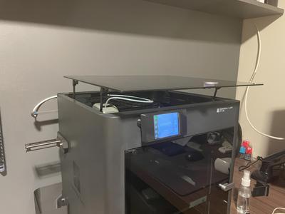 Articulated top glass riser for Bambulab