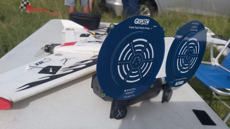 Support for triple-feed dual antennas for Walksnail and compatibles.