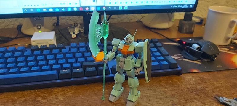 Gundam 2 handed axe