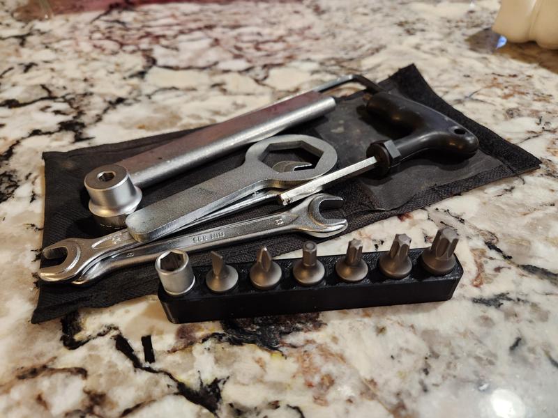 KTM 890 OEM Socket rail