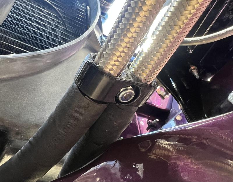 -8 AN Line Hose Separator