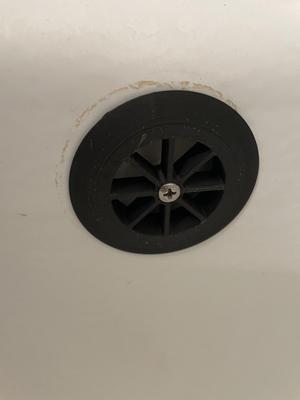 Bathtub side drain lattice