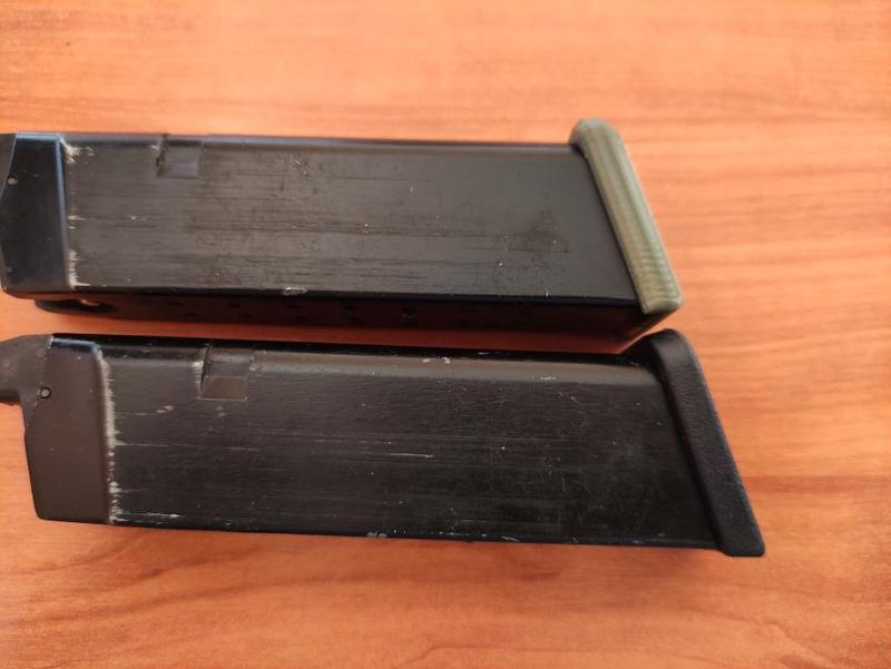 The heel of the Airsoft Glock 18 store from WE