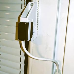 Cheap servo smart blinds