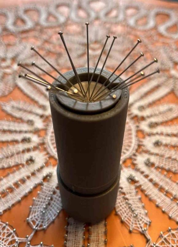 Magnetic needle dispenser / separator