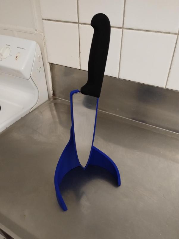 Magnetic Knife Stand - Victorinox 20cm Chef's Knife Version