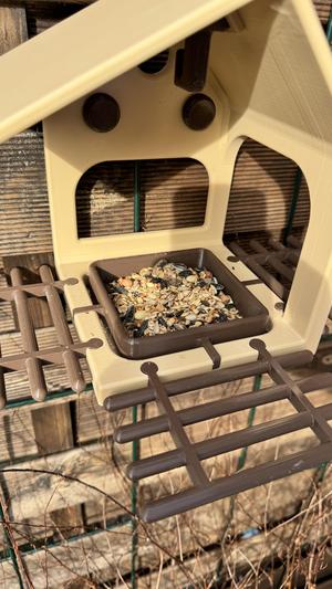 Alternative Bodengruppe für Körnerfutter