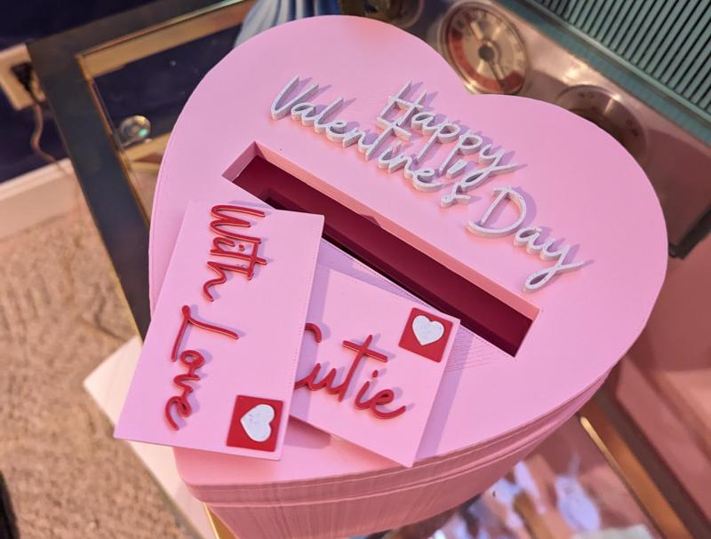 Customizable Valentine's Day card box for school classroom