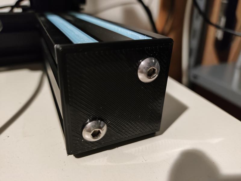 Ender 3 4040 extrusion cover for Screen Delete