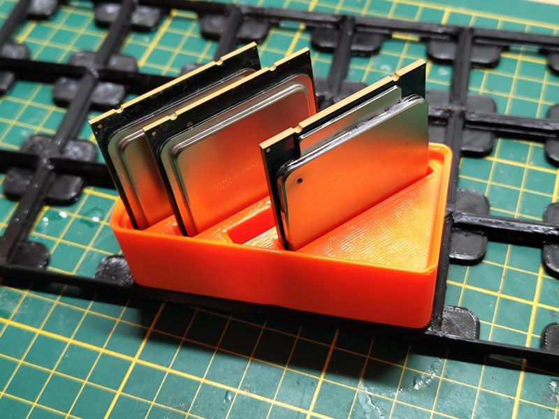 Gridfinity CPU Holder 4x Intel Xeon 3647 / 2011