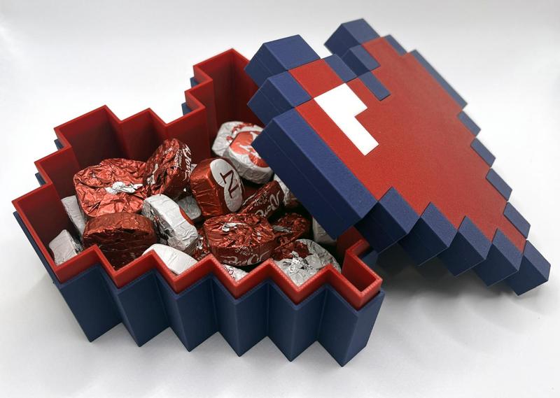 8-Bit Pixel Heart Box