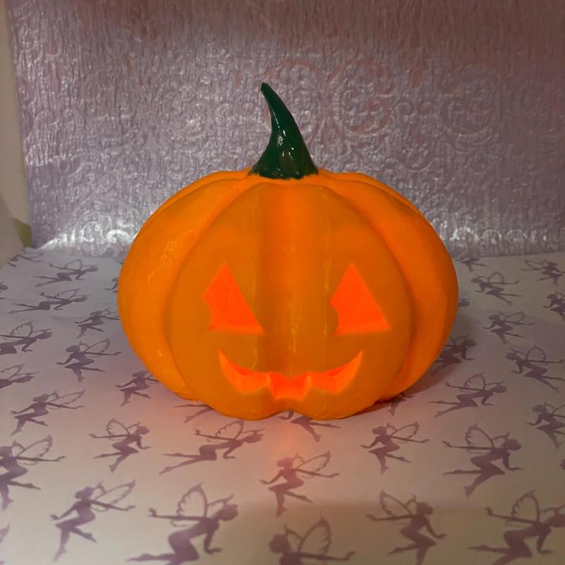 Jack o Lantern to use with battery lights