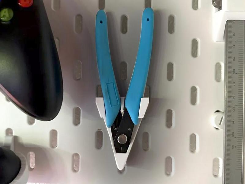 Skadis Nipper Cutter Holder