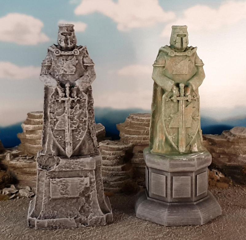 Ulvheim 2 knight statues