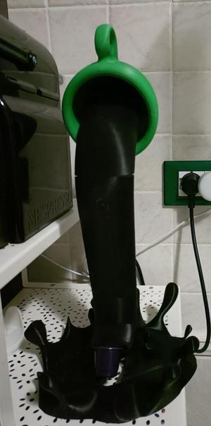 Nespresso Splash caps dispenser