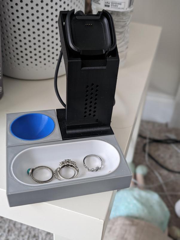 Fitbit Versa 2 stand & 1x1