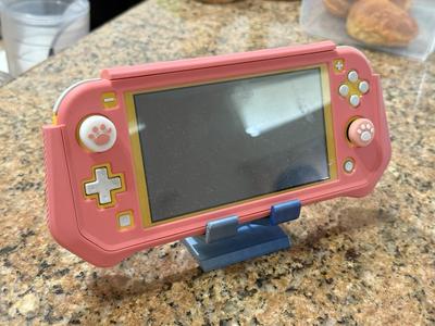 Honey Comb Phone / Switch Stand