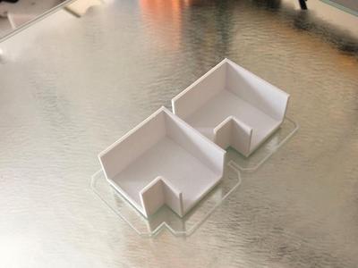 Conduit Corner Cover (25mmx16mm)