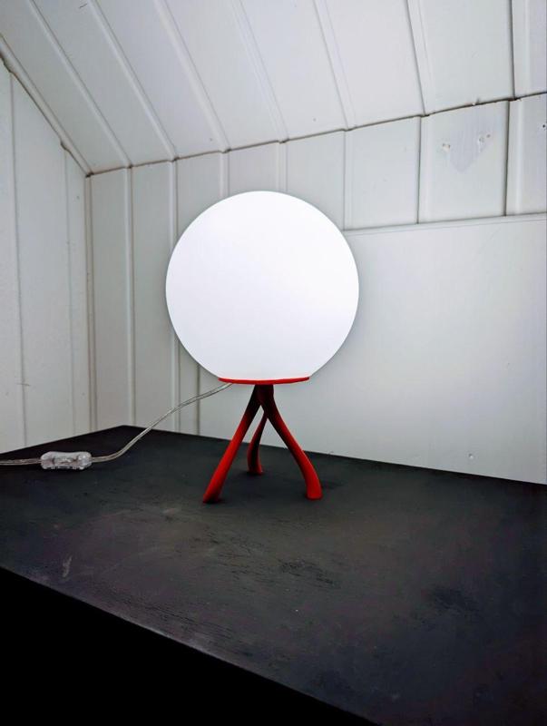 Round Lamp designer stand