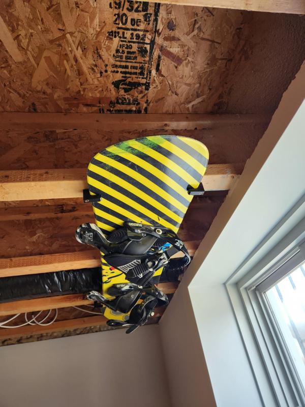 snowboard storage
