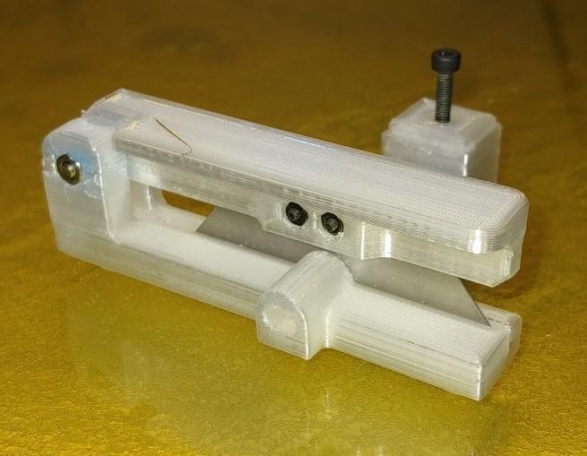 Cantilever PTFE Tubing Cutter 