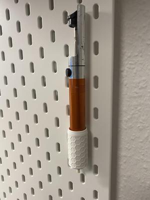 Skadis desoldering pump holder