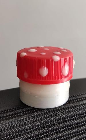 Small watertight bottles using recycled pop bottle lids - parametric/customisable/openscad