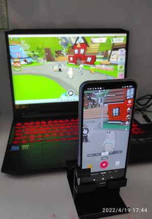 Stojánek na mobil