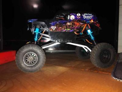 scx23 monster truck