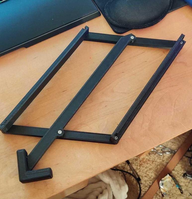 Roller skate plate mounting tool