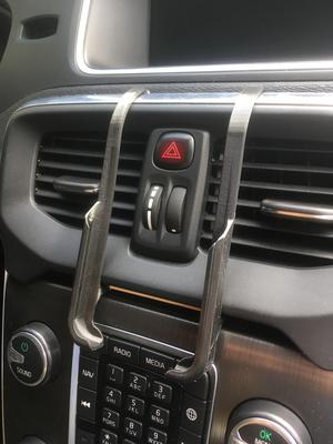 Super slick Phone holder for Volvo V40