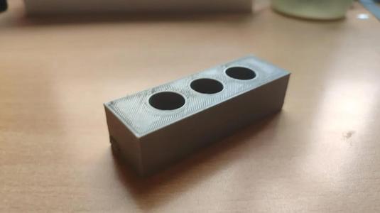 Simple Oral-B Brush Holder   