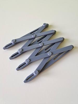 Expanding sewing gauge