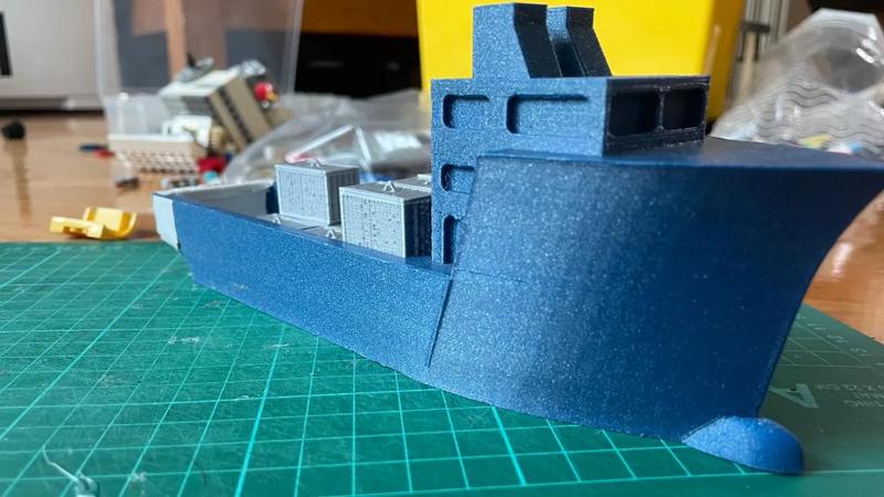 Offshore Tugboat + Cargo   