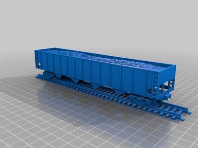 Ho 100 ton hooper with removable coal load train car