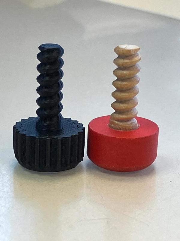 Holzschraube Ø 7,2 p=3 L=32/22 Puppenhaus wooden screw for toy house Doll's house