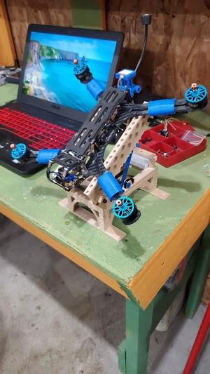 drone launcher ajustable
