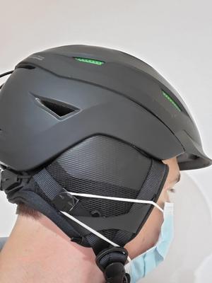 Mask holder for ski helmet