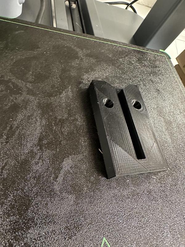 Electrolux shaft wall mount