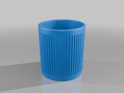 stable_pencil_holder