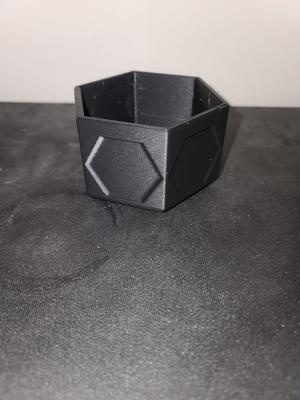 Hexagonal succulent plant pot