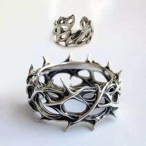 Ring and Crown of Thorns toy