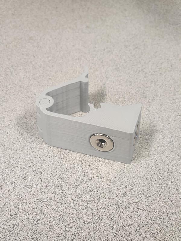 Magnetic Cable Clip