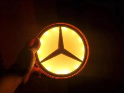 Mercedes light box