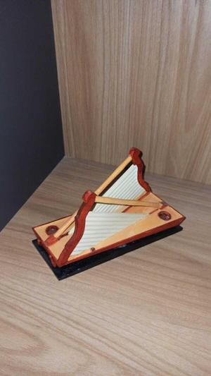 Harmony Napkin Holder – Crossed Harps