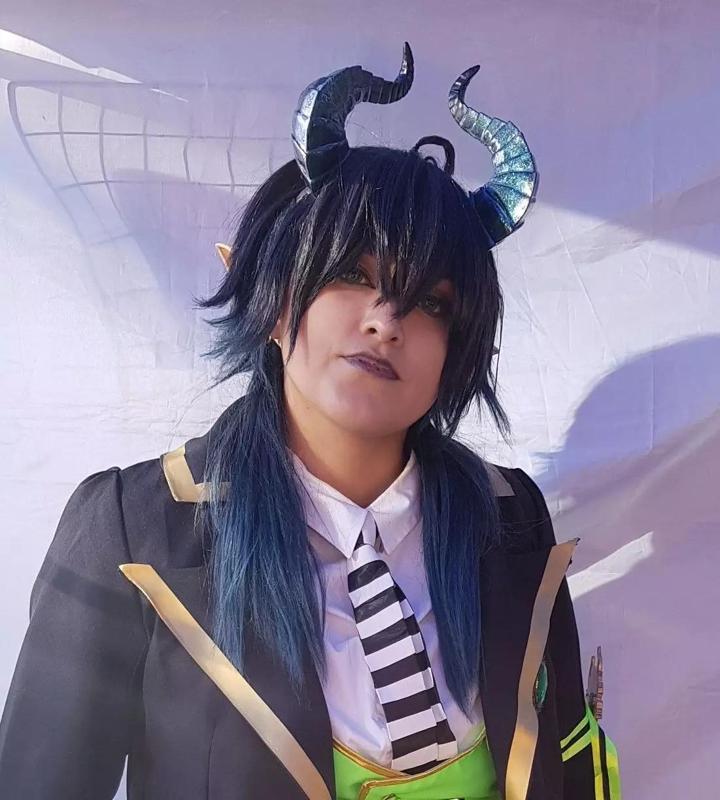 MALLEUS TWISTED WONDERLAND CUERNOS