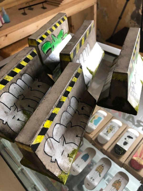 Concrete graffiti mold