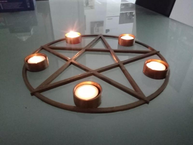 Nice gothik pentagram candle holder