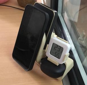 Combo charge / stand for iPhone 13 mini + magsafe battery, with desk binding