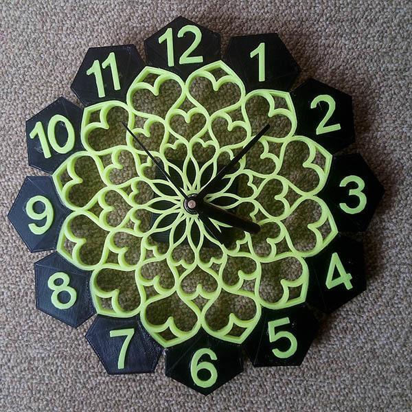 Floral design Wall clock